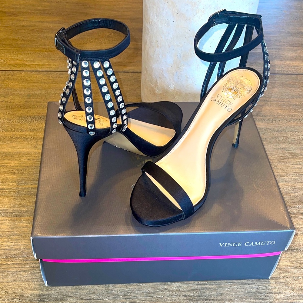 LIKE NEW VINCE CAMUTO DAPHERY RHINESTONE EMBELLISHED BLACK SATIN BRAZIL SIZE 7.5 - Picture 6 of 17